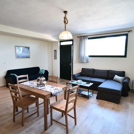 Searockhouse Villa ปาเลออน ซิฟลิคิออน ภายนอก รูปภาพ