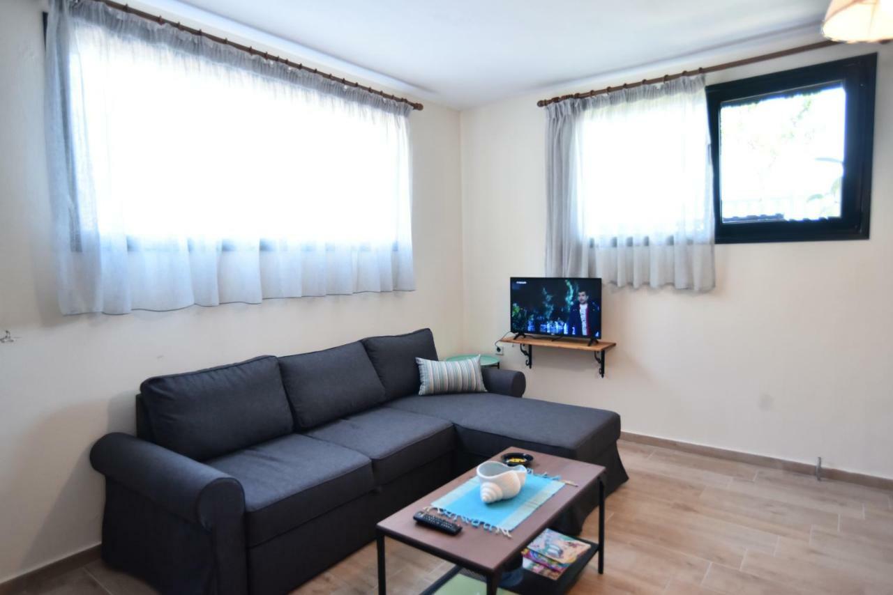 Searockhouse Villa ปาเลออน ซิฟลิคิออน ภายนอก รูปภาพ